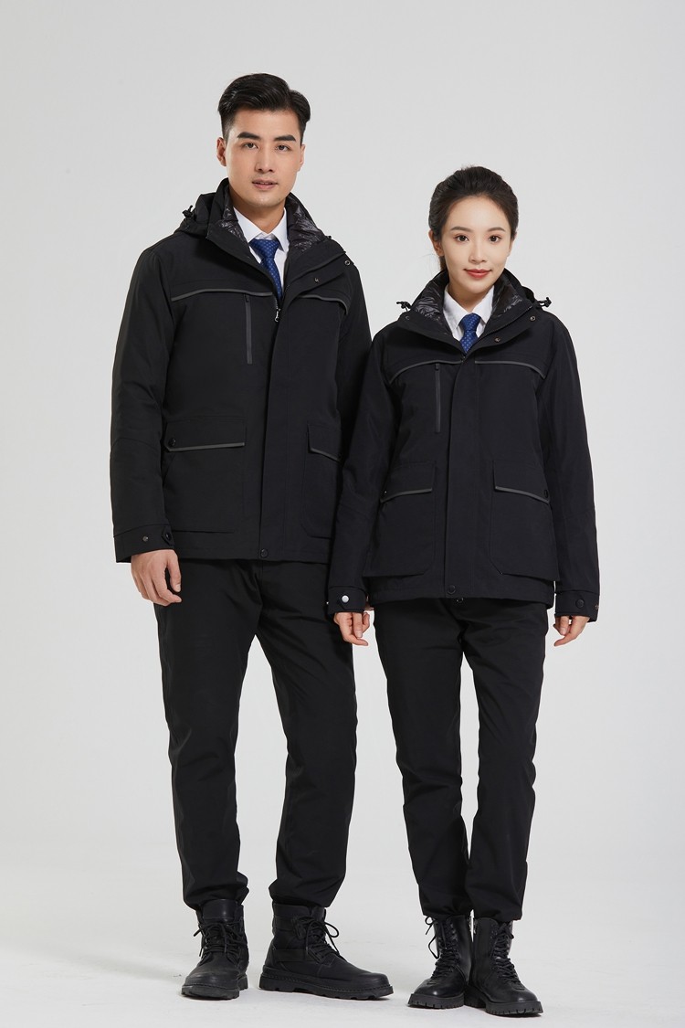 沖鋒衣模特展示 沖鋒衣模特展示